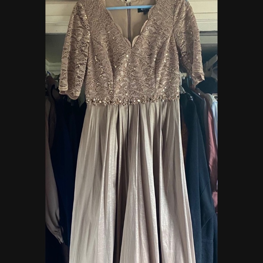 Beautiful Decode 1.8 Brand Dress